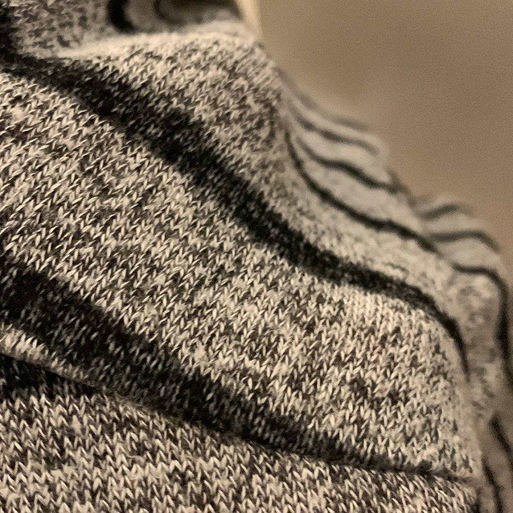 Lane Bryant Super Soft Women’s Rayon Black Cream Striped Knit Sweater Size 14/16 - Picture 4 of 6